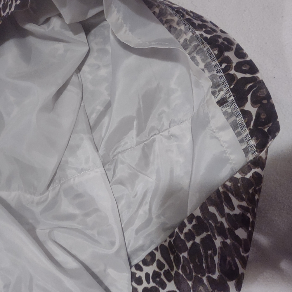 Loft plus size 16‎ leopard print mini skirt slit up the bottom - Picture 4 of 7